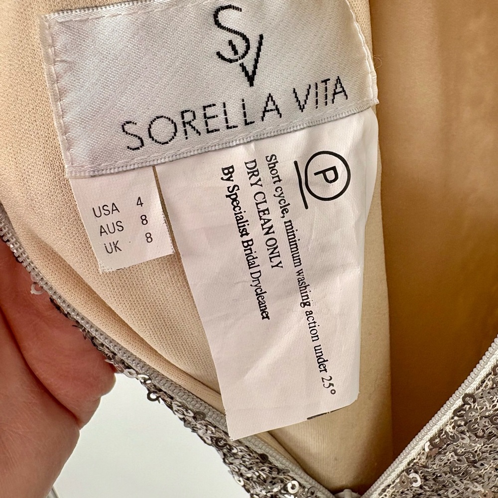 Sorella Vita Silver Modern Sequin Gown - Picture 11 of 11